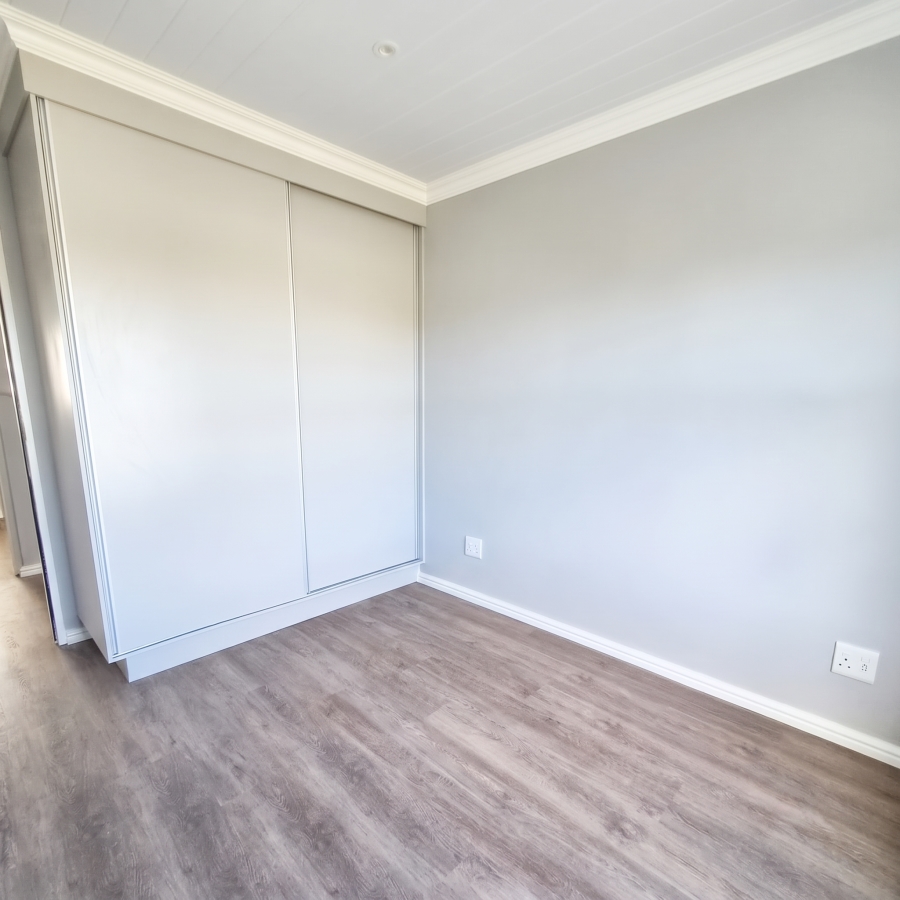 2 Bedroom Property for Sale in Struisbaai Western Cape